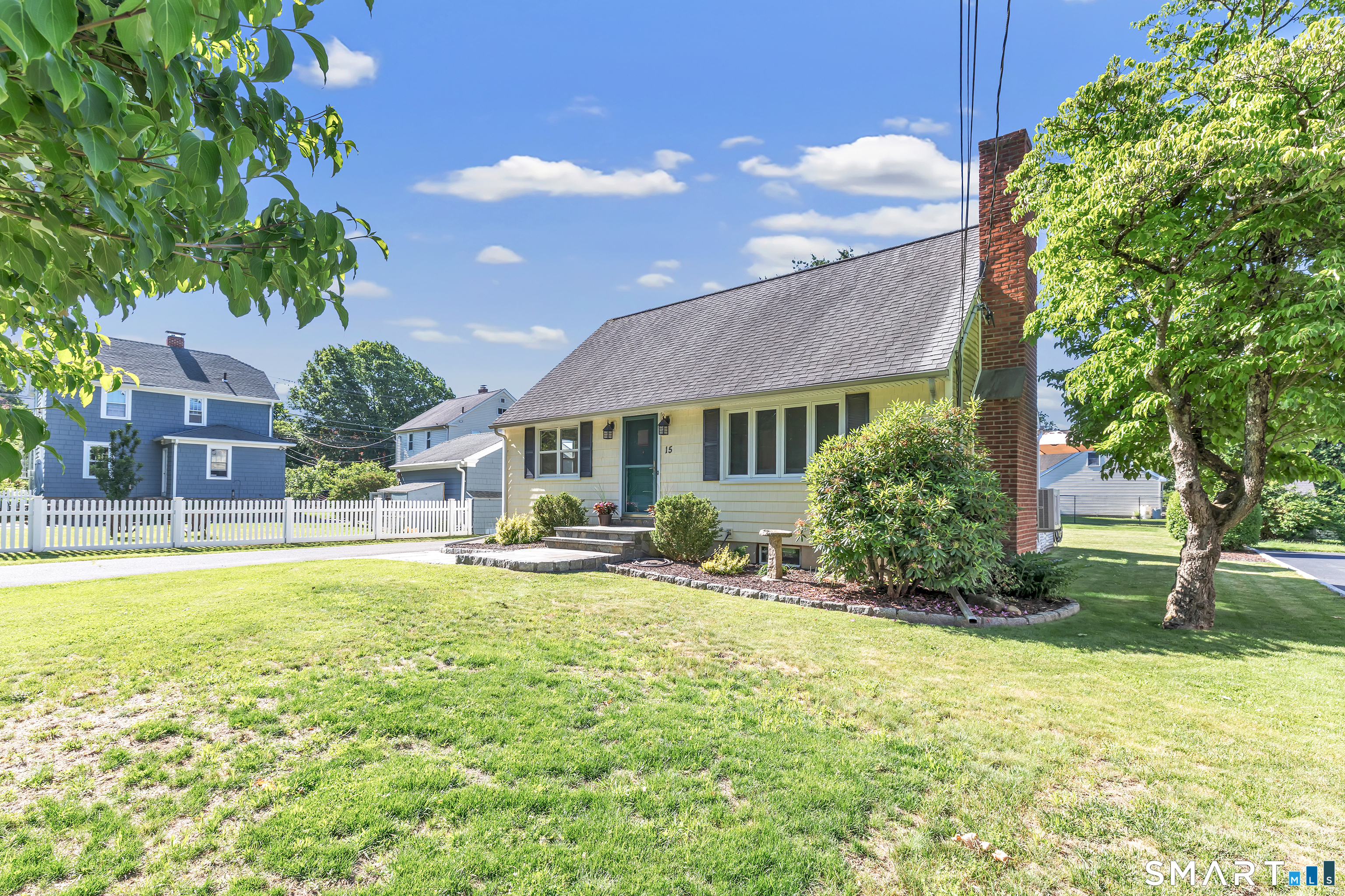 15 Evelyn Street Trumbull CT 06611
