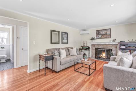 15 Evelyn Street Trumbull CT 06611