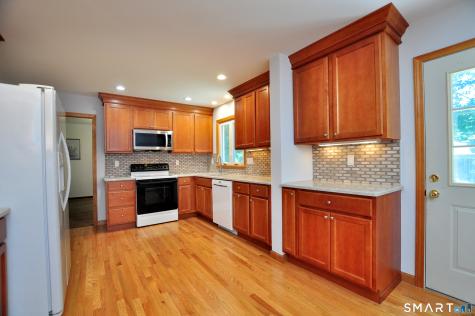 30 Hampden Place Windsor CT 06095