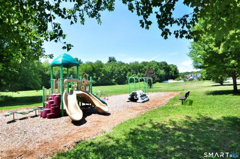 30 Hampden Place Windsor CT 06095