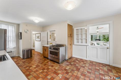 195 Old South Road Fairfield CT 06890