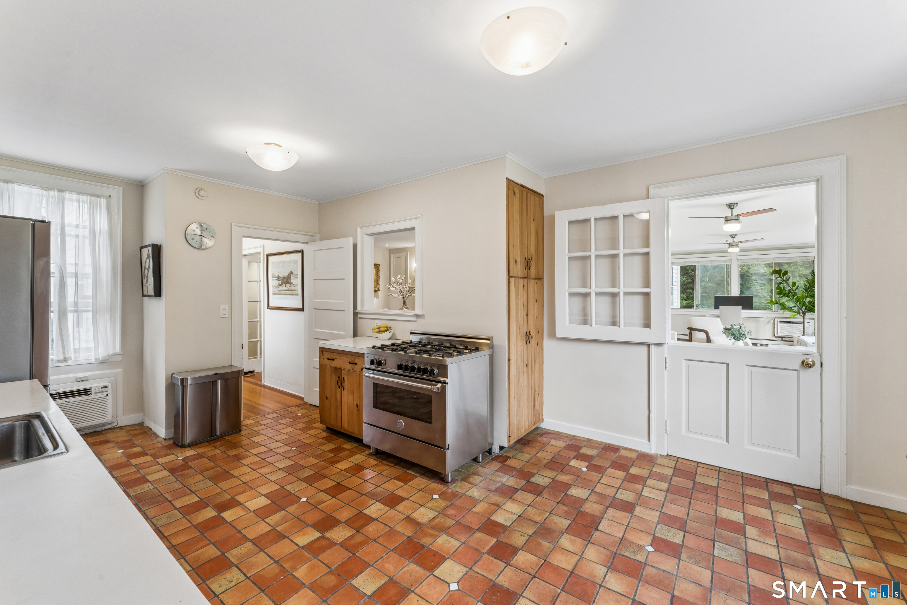 195 Old South Road Fairfield CT 06890