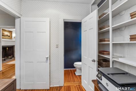 195 Old South Road Fairfield CT 06890