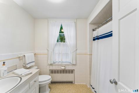 195 Old South Road Fairfield CT 06890