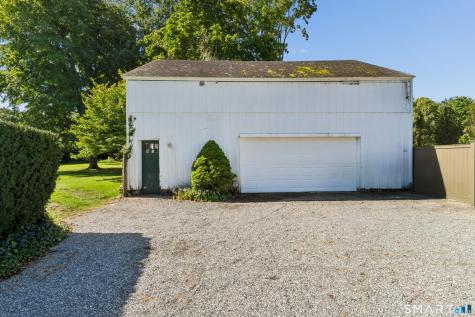 195 Old South Road Fairfield CT 06890