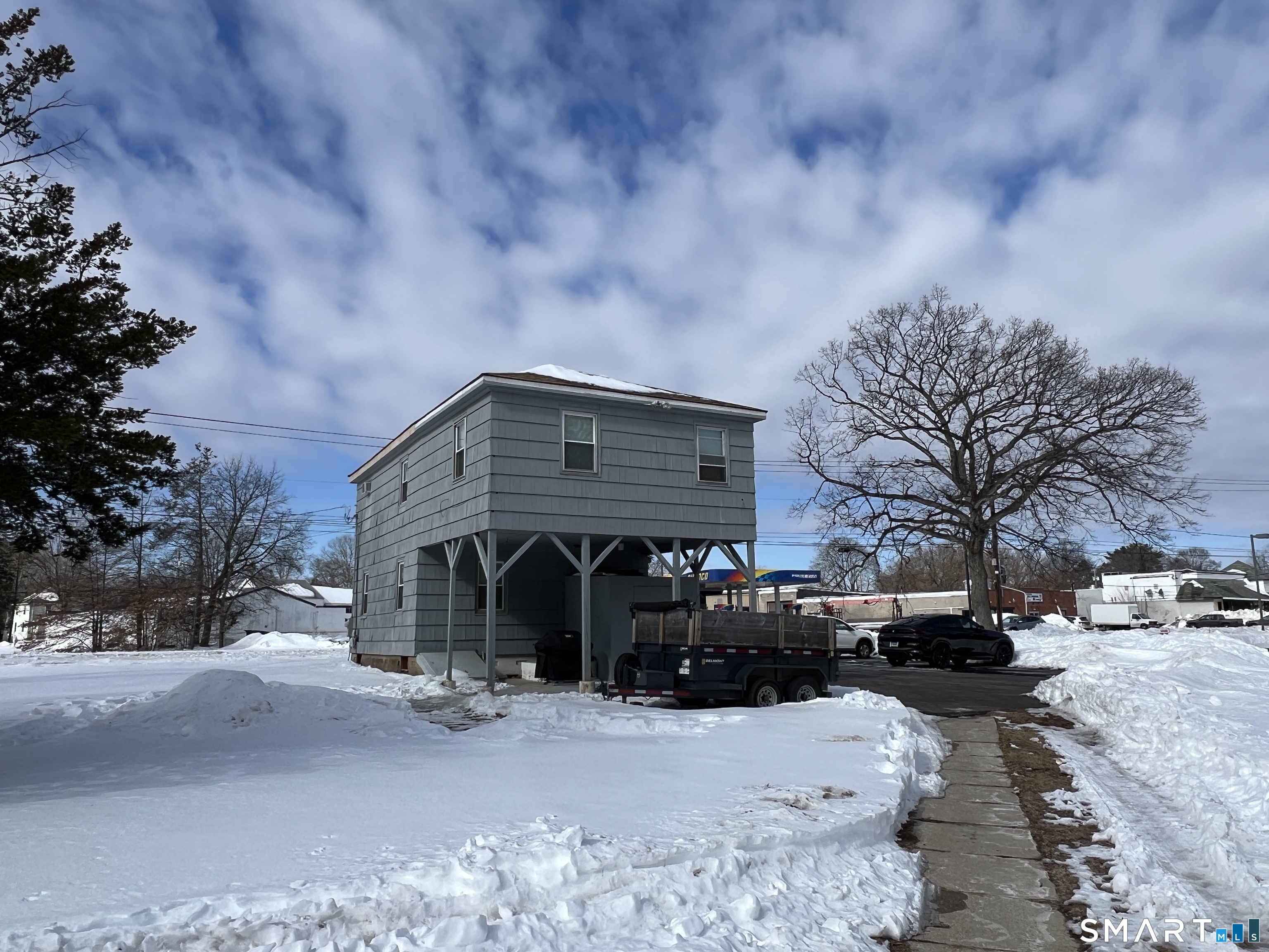 270R East Street Plainville CT 06062