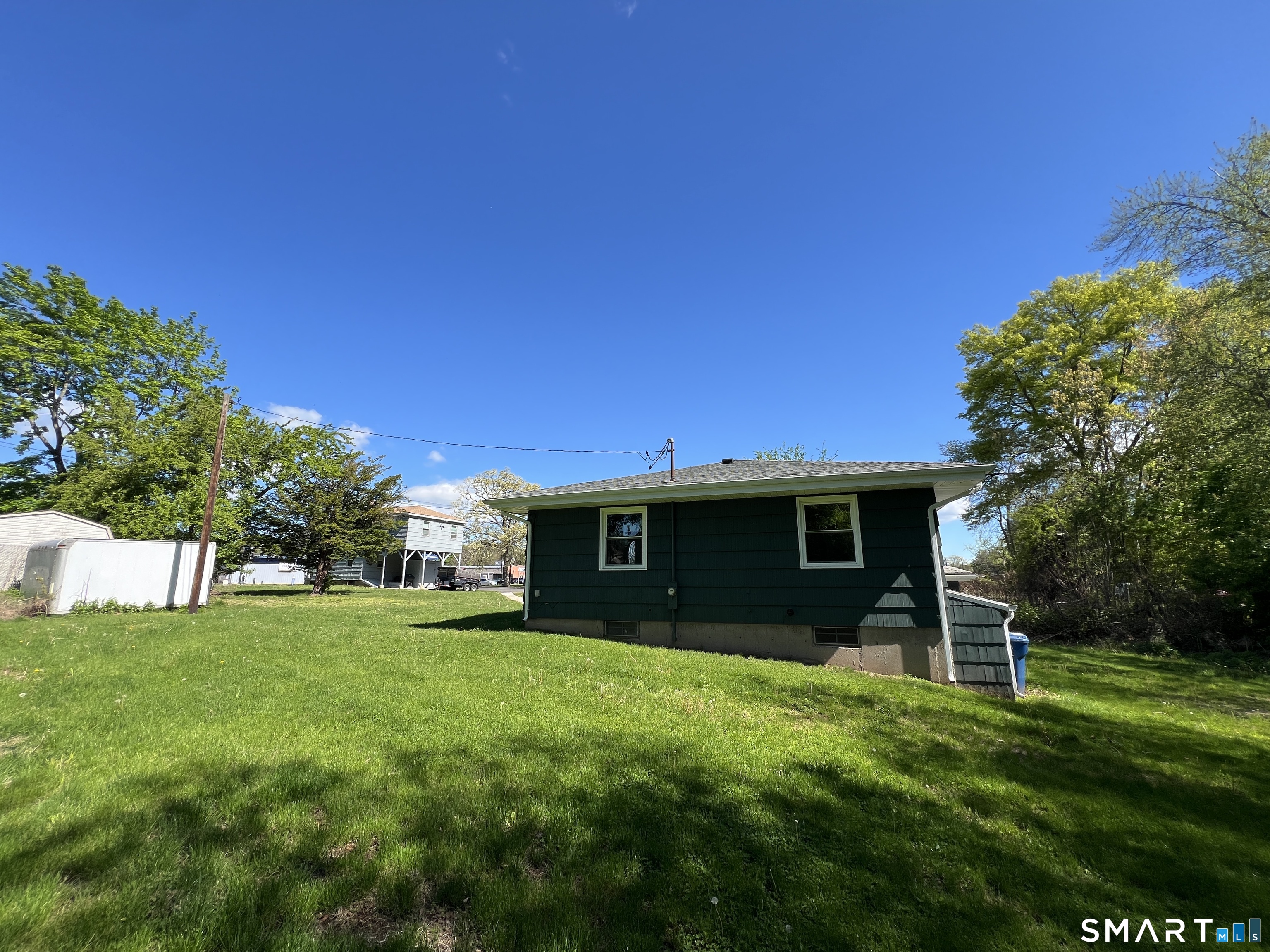 270R East Street Plainville CT 06062