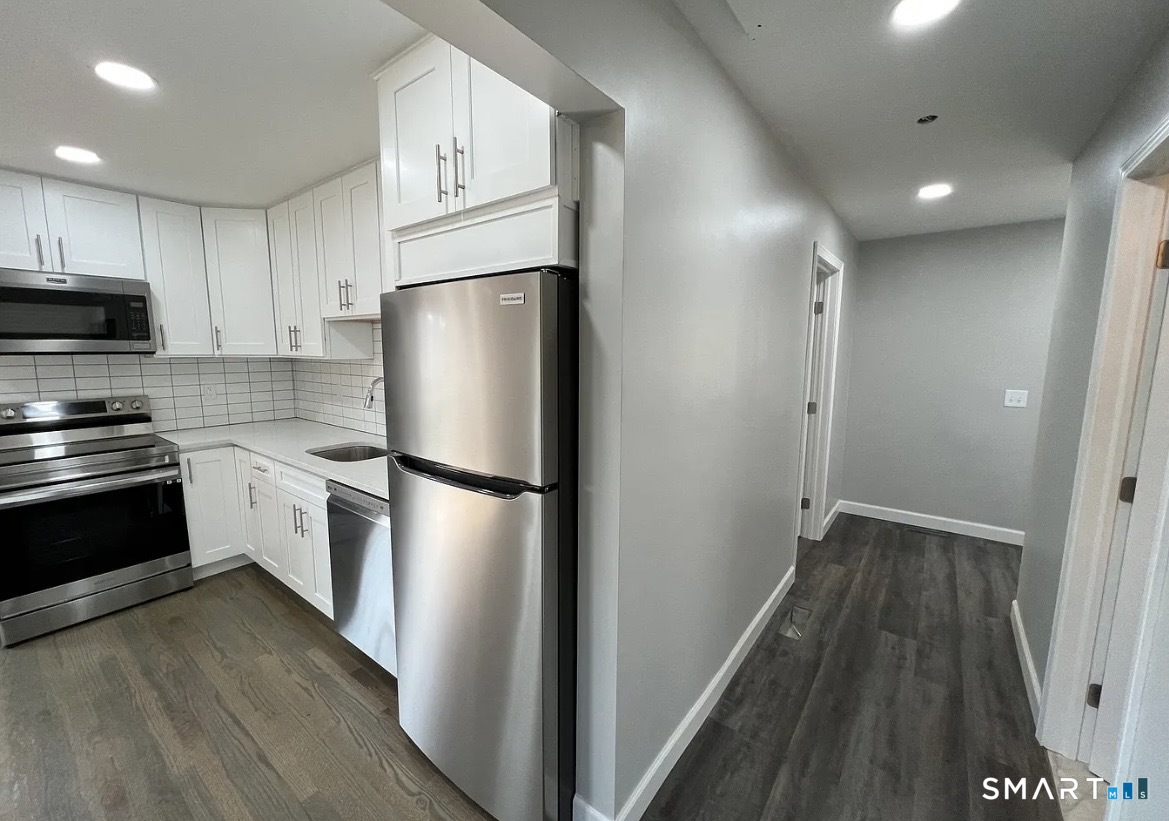 270R East Street Plainville CT 06062