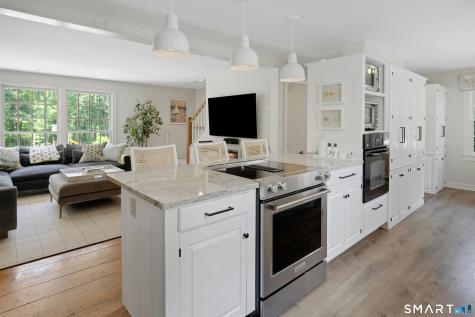 18 Forest Lane Wilton CT 06897
