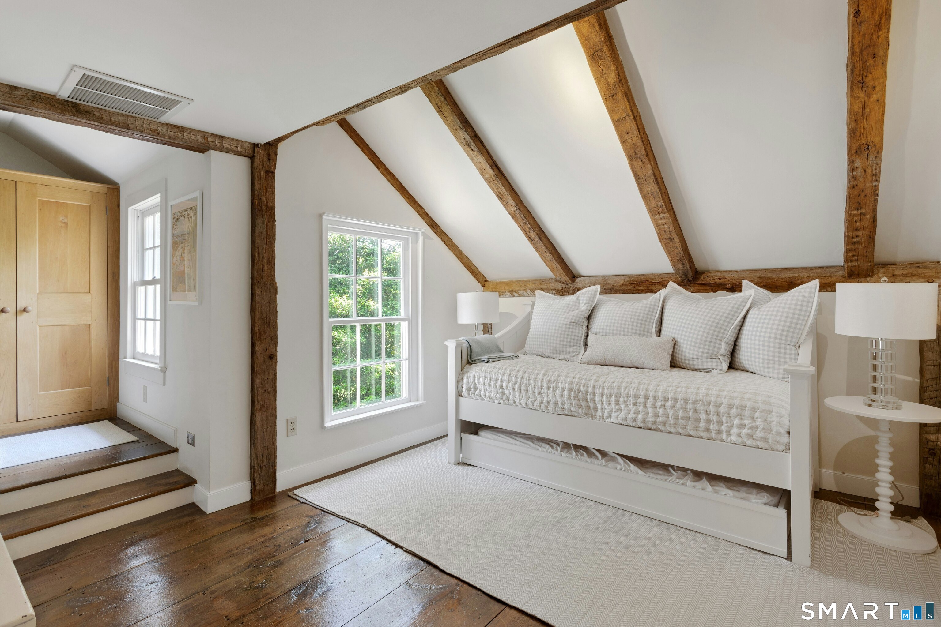 18 Forest Lane Wilton CT 06897