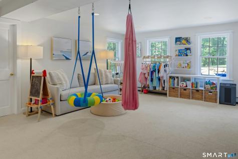 18 Forest Lane Wilton CT 06897