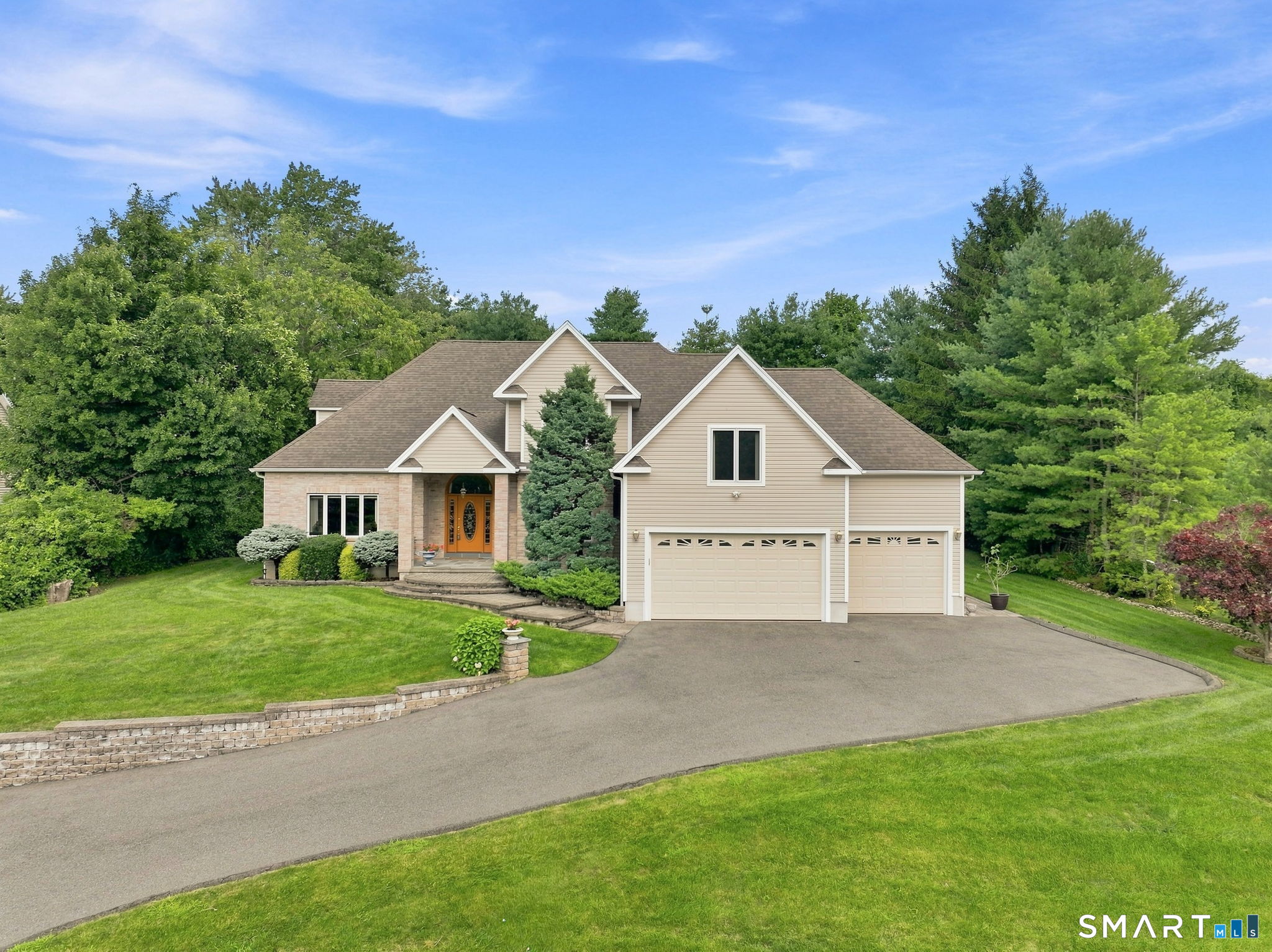 44 Chippenwood Lane Bristol CT 06010