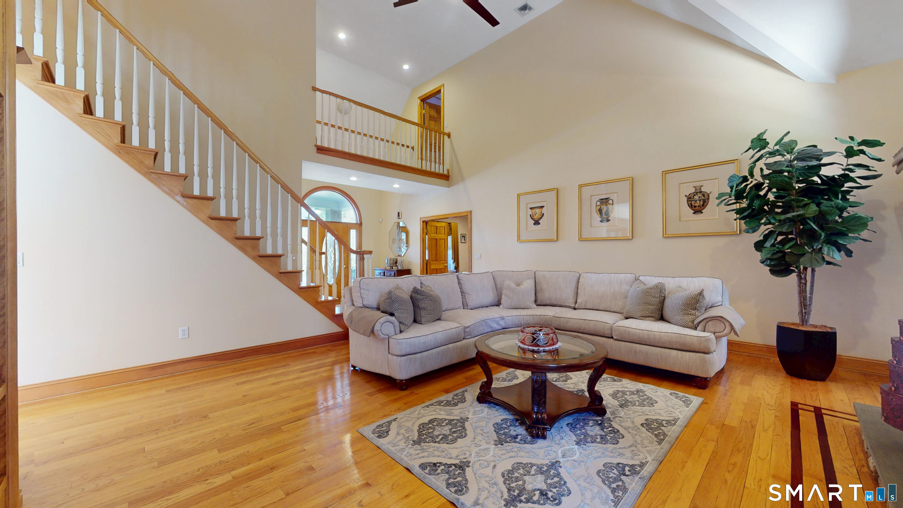 44 Chippenwood Lane Bristol CT 06010