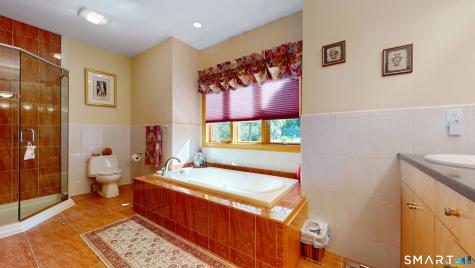 44 Chippenwood Lane Bristol CT 06010