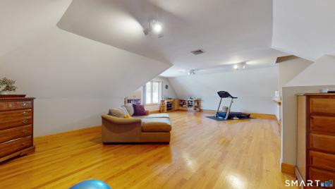 44 Chippenwood Lane Bristol CT 06010