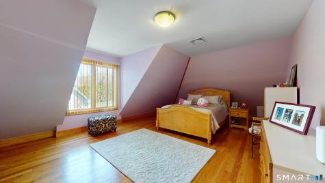 44 Chippenwood Lane Bristol CT 06010