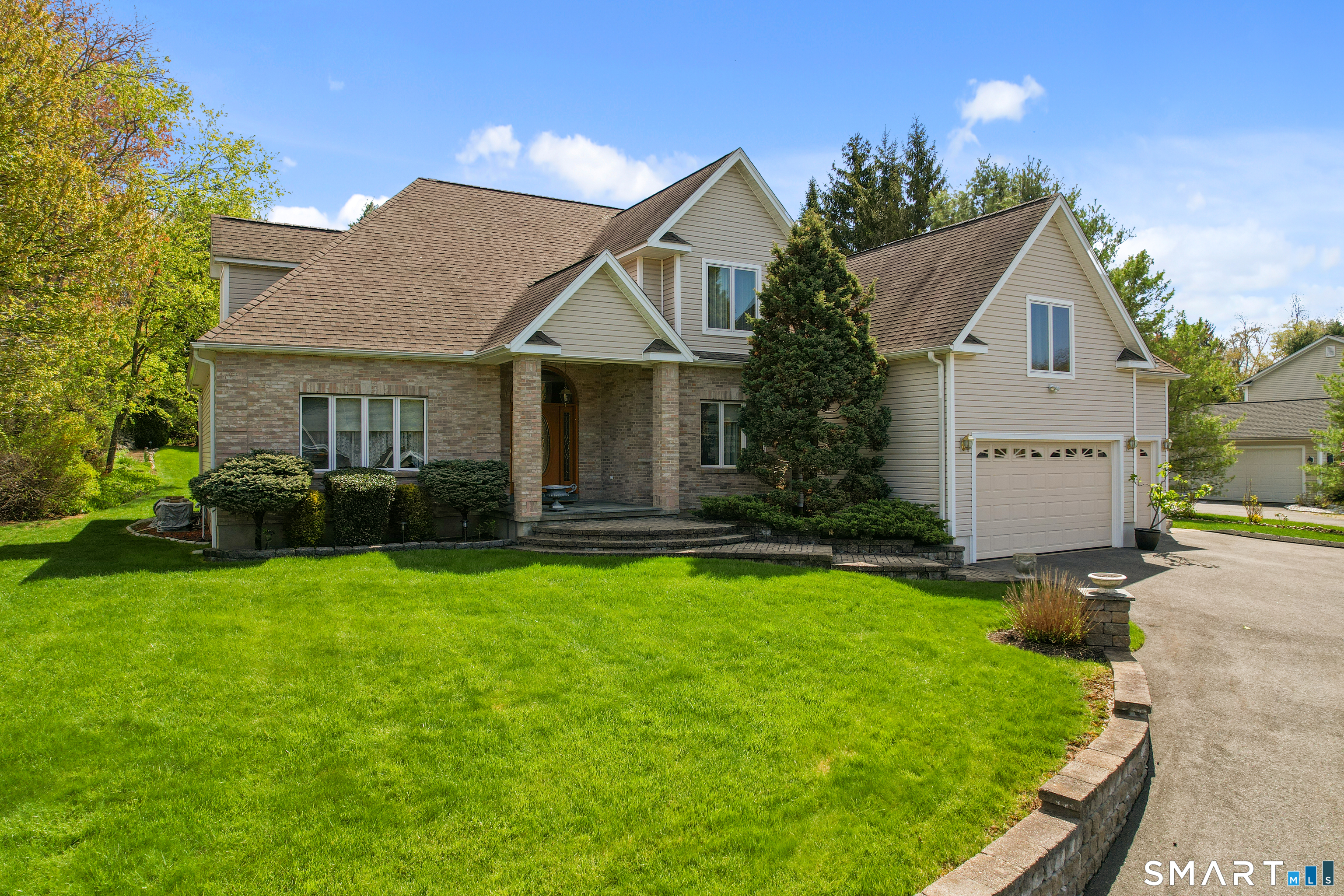 44 Chippenwood Lane Bristol CT 06010