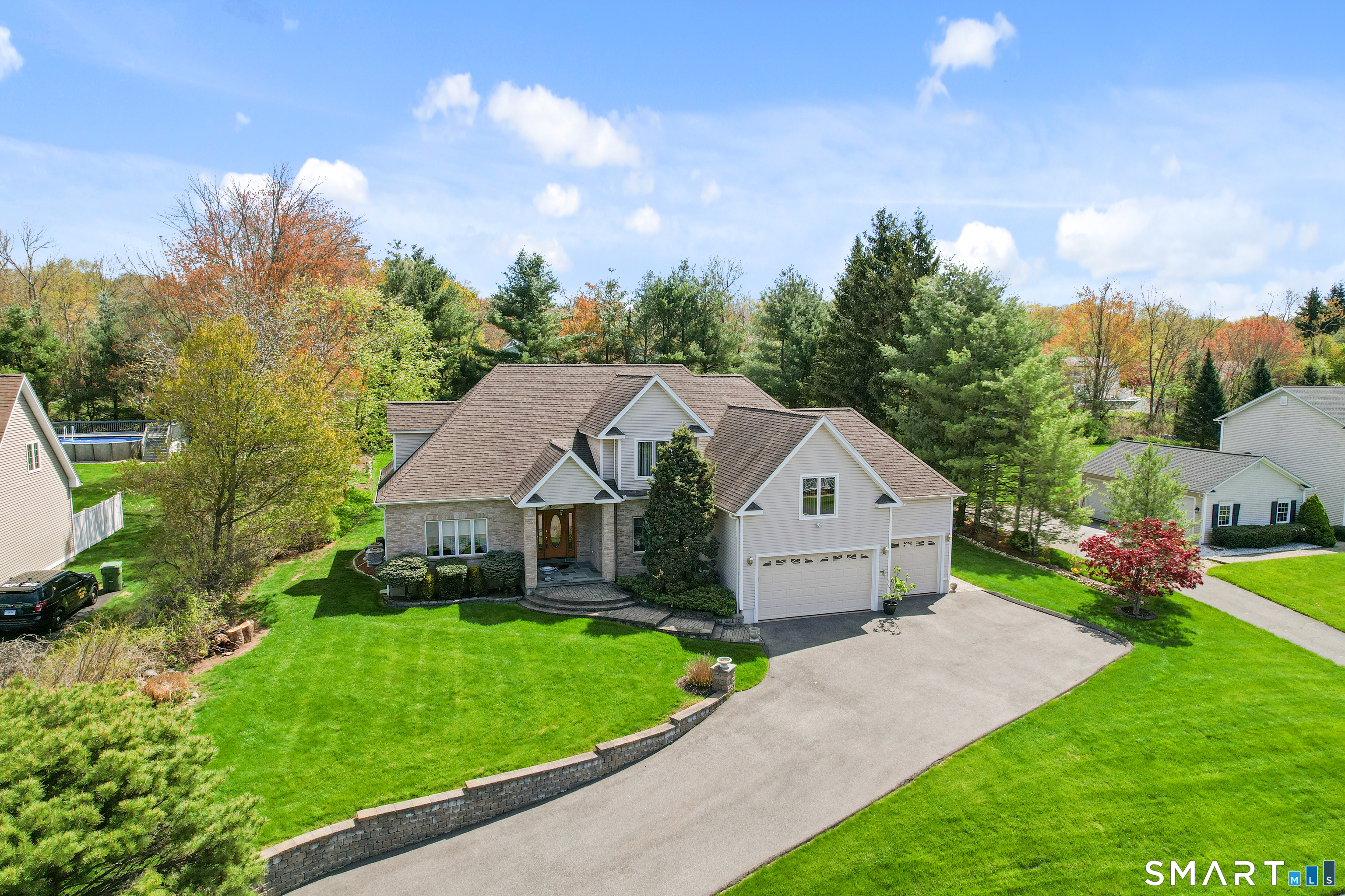 44 Chippenwood Lane Bristol CT 06010