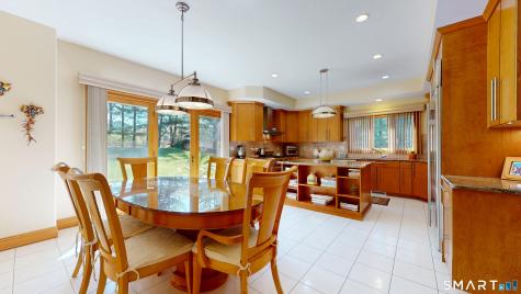 44 Chippenwood Lane Bristol CT 06010