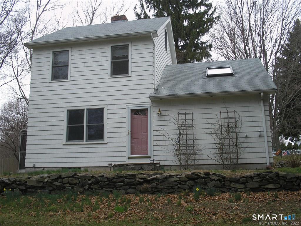Milford CT, 617 Pond Point Avenue