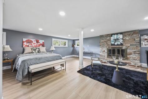 2 Northwood Drive Middlebury CT 06762