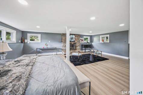 2 Northwood Drive Middlebury CT 06762