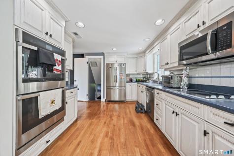 2 Northwood Drive Middlebury CT 06762