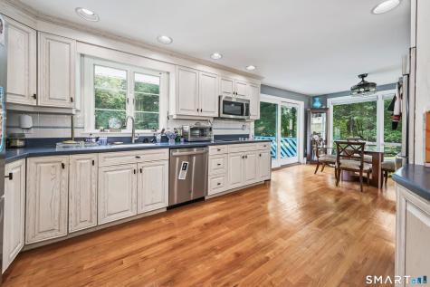 2 Northwood Drive Middlebury CT 06762