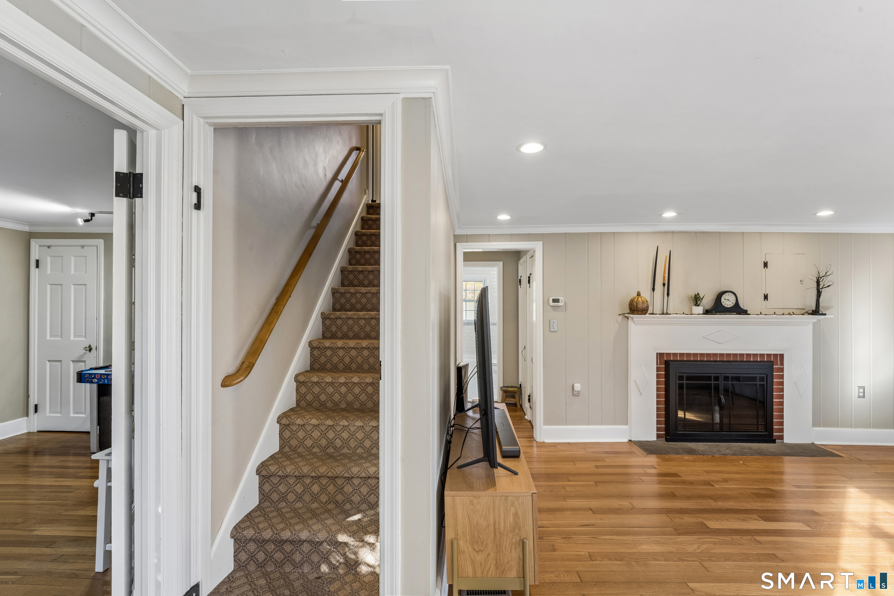7 The Old Road Newtown CT 06470