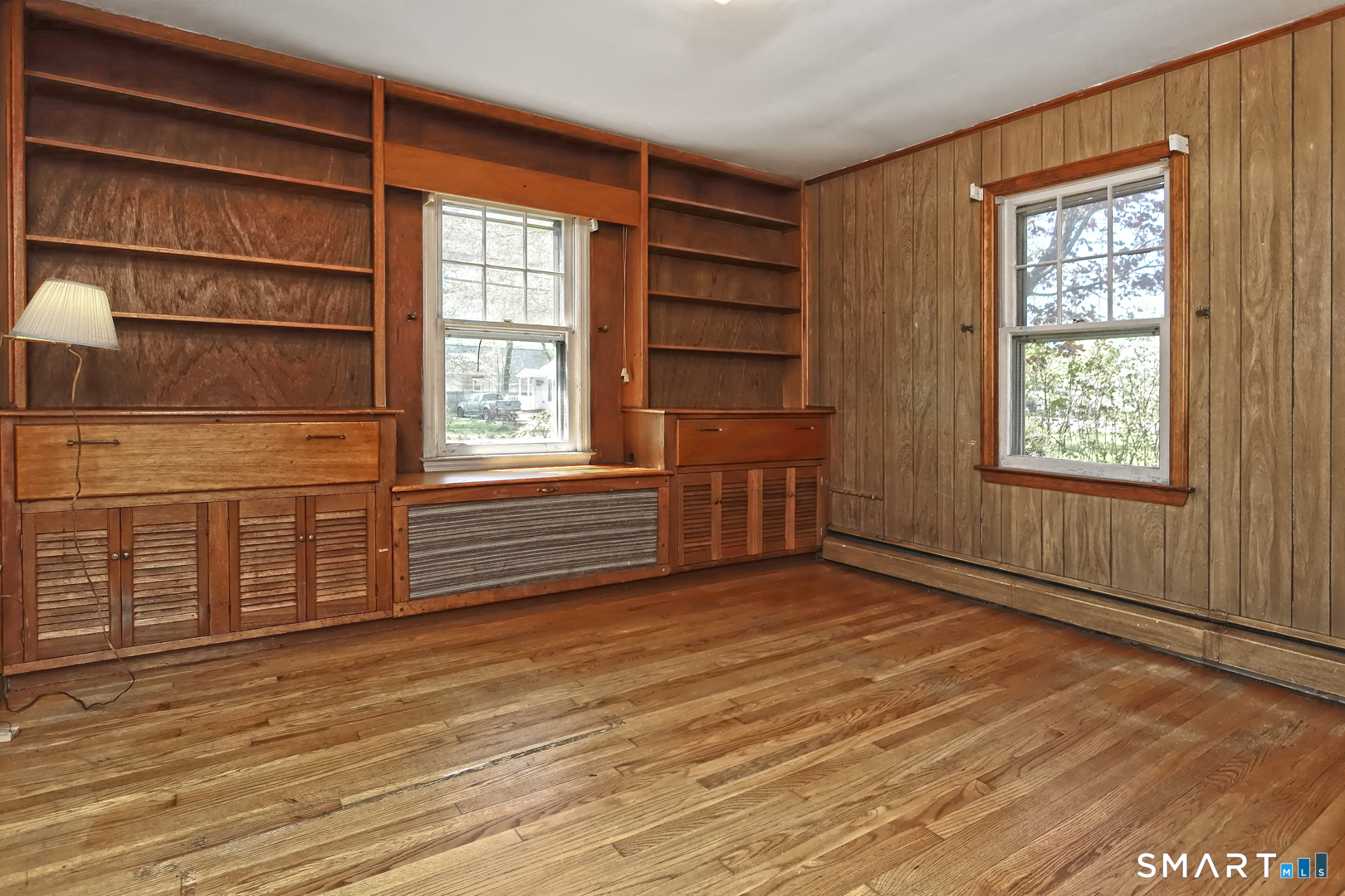 15 Locust Street Milford CT 06461