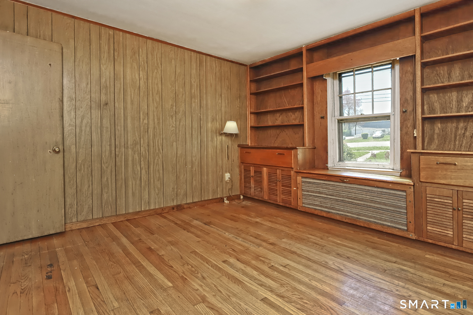 15 Locust Street Milford CT 06461