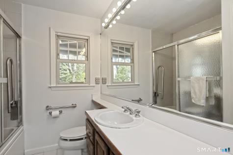 15 Locust Street Milford CT 06461