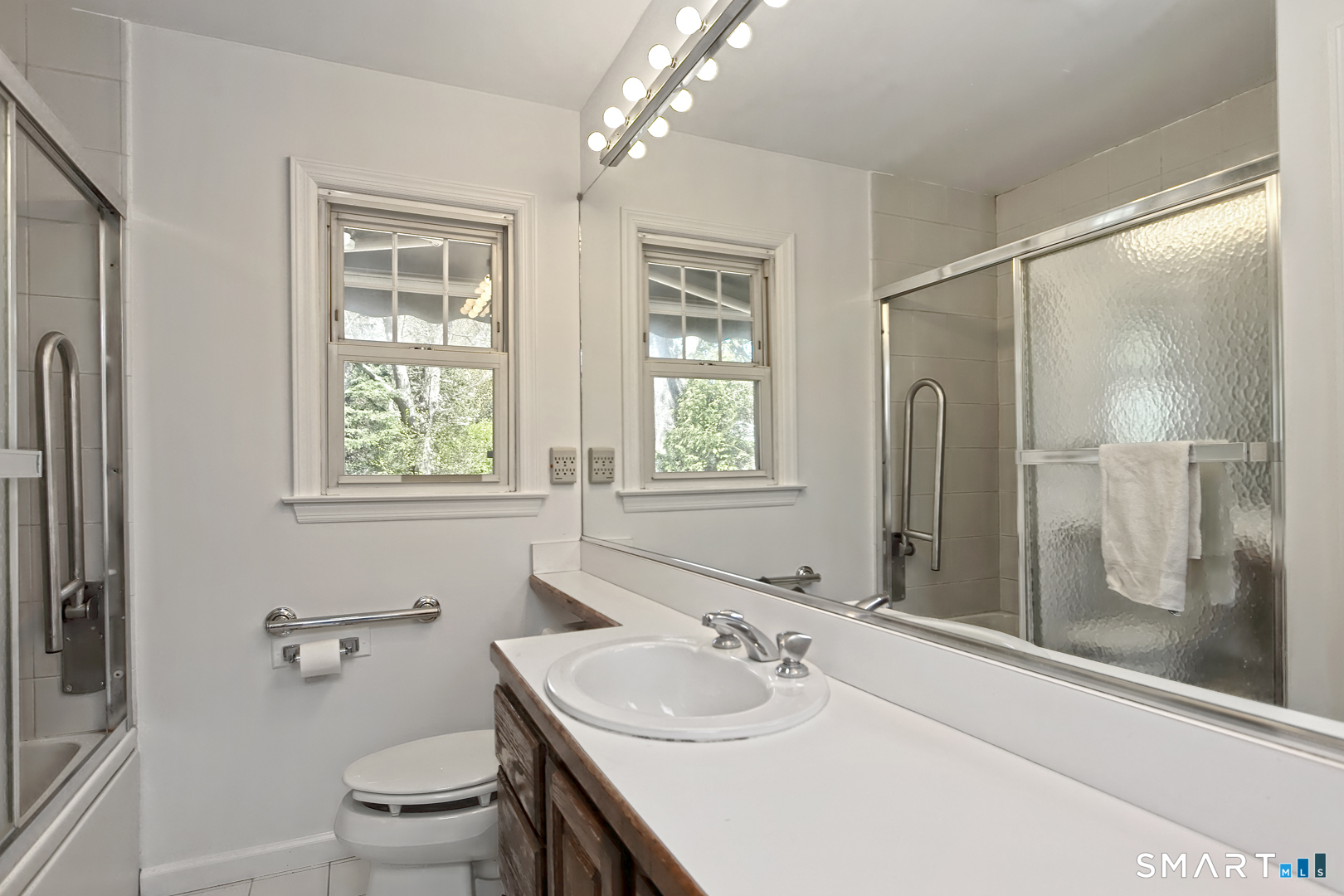 15 Locust Street Milford CT 06461