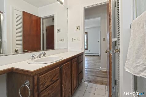 15 Locust Street Milford CT 06461