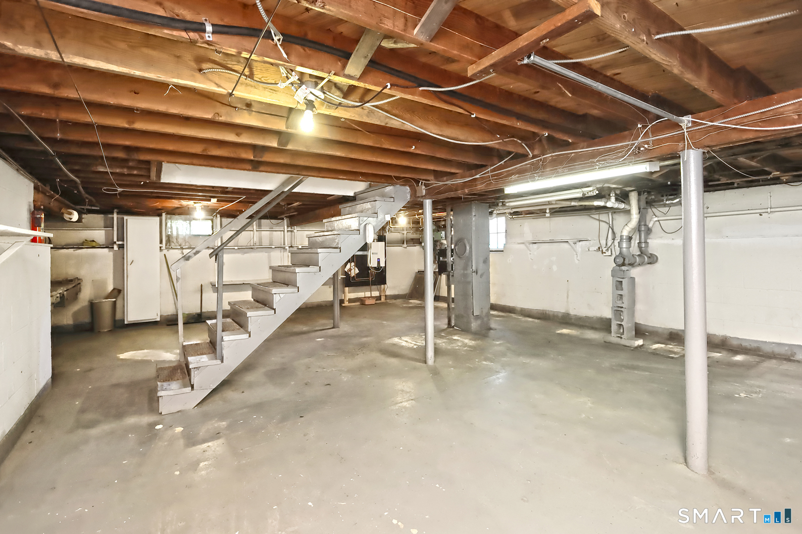 15 Locust Street Milford CT 06461