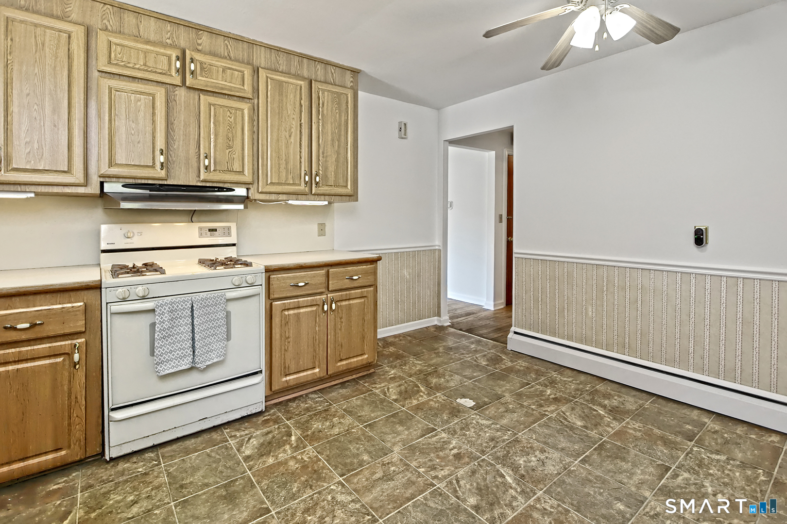 15 Locust Street Milford CT 06461
