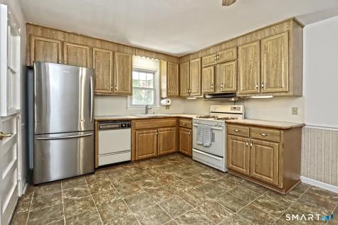 15 Locust Street Milford CT 06461
