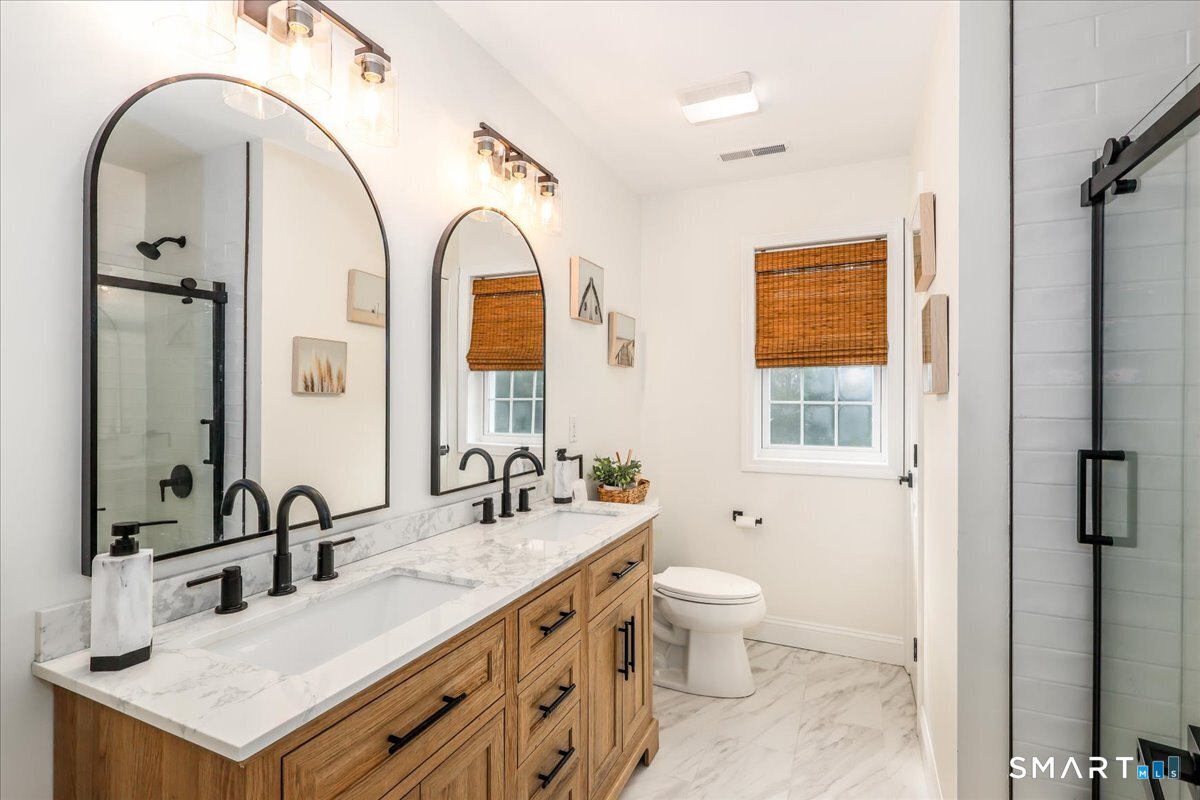 126 Sunset Ridge Southbury CT 06488