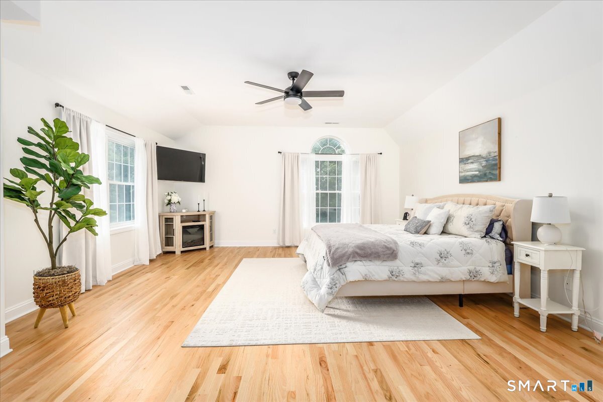 126 Sunset Ridge Southbury CT 06488