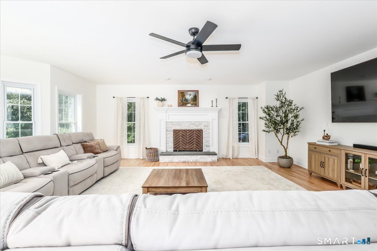126 Sunset Ridge Southbury CT 06488