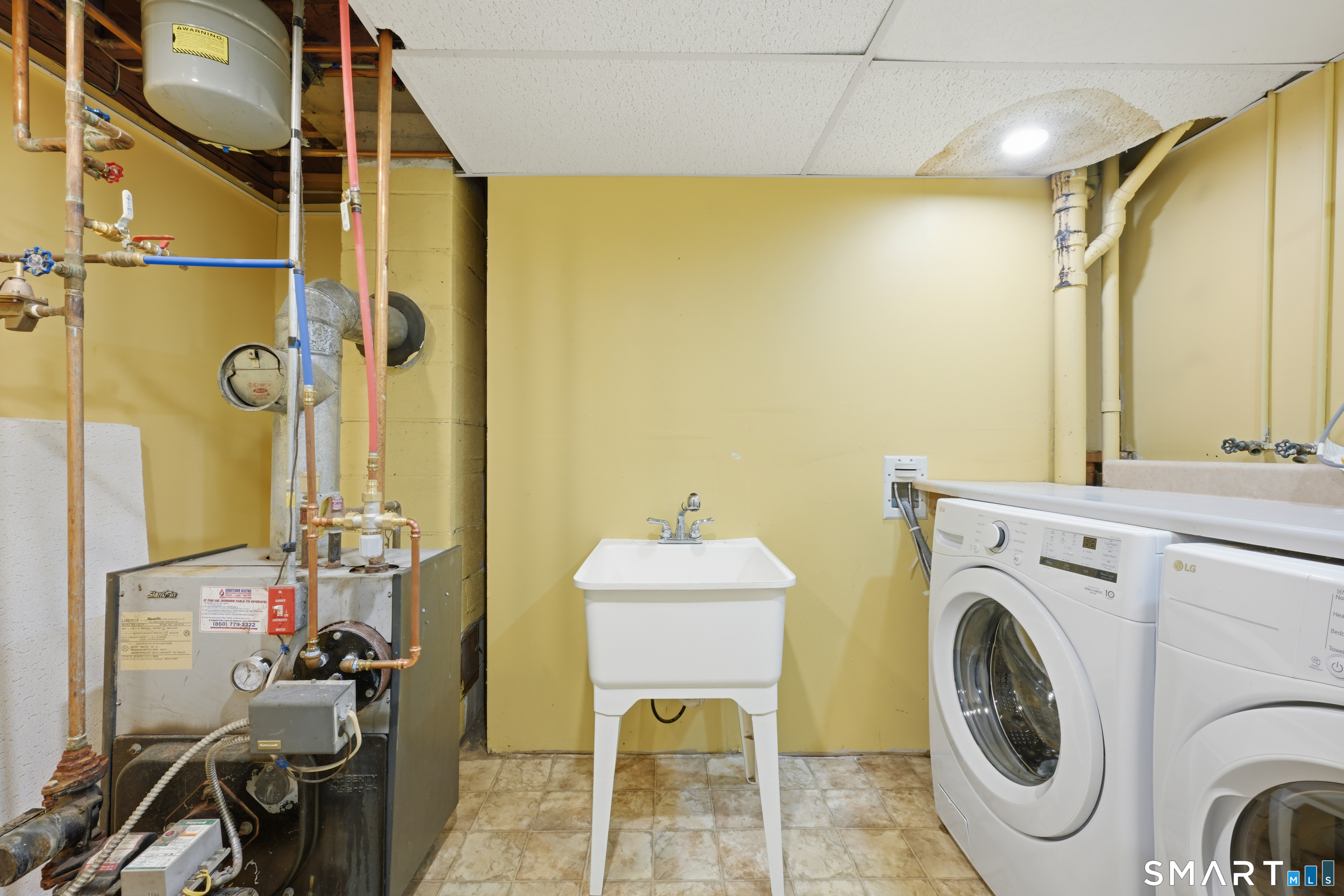 59 Oakwood Boulevard Plainfield CT 06374