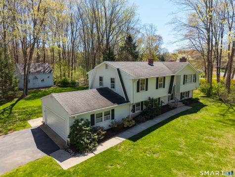 53 Driftwood Lane Guilford CT 06437