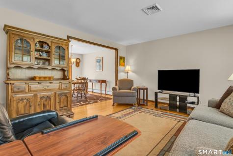 53 Driftwood Lane Guilford CT 06437