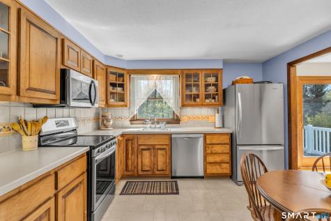 53 Driftwood Lane Guilford CT 06437