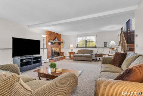 53 Driftwood Lane Guilford CT 06437