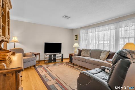 53 Driftwood Lane Guilford CT 06437