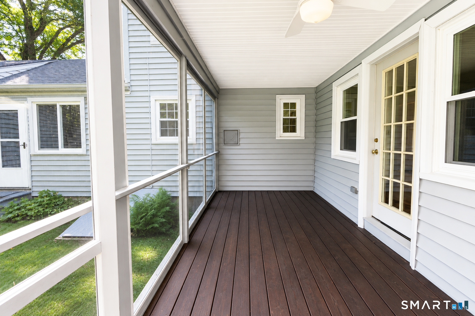 24 Sandhurst Drive West Hartford CT 06107