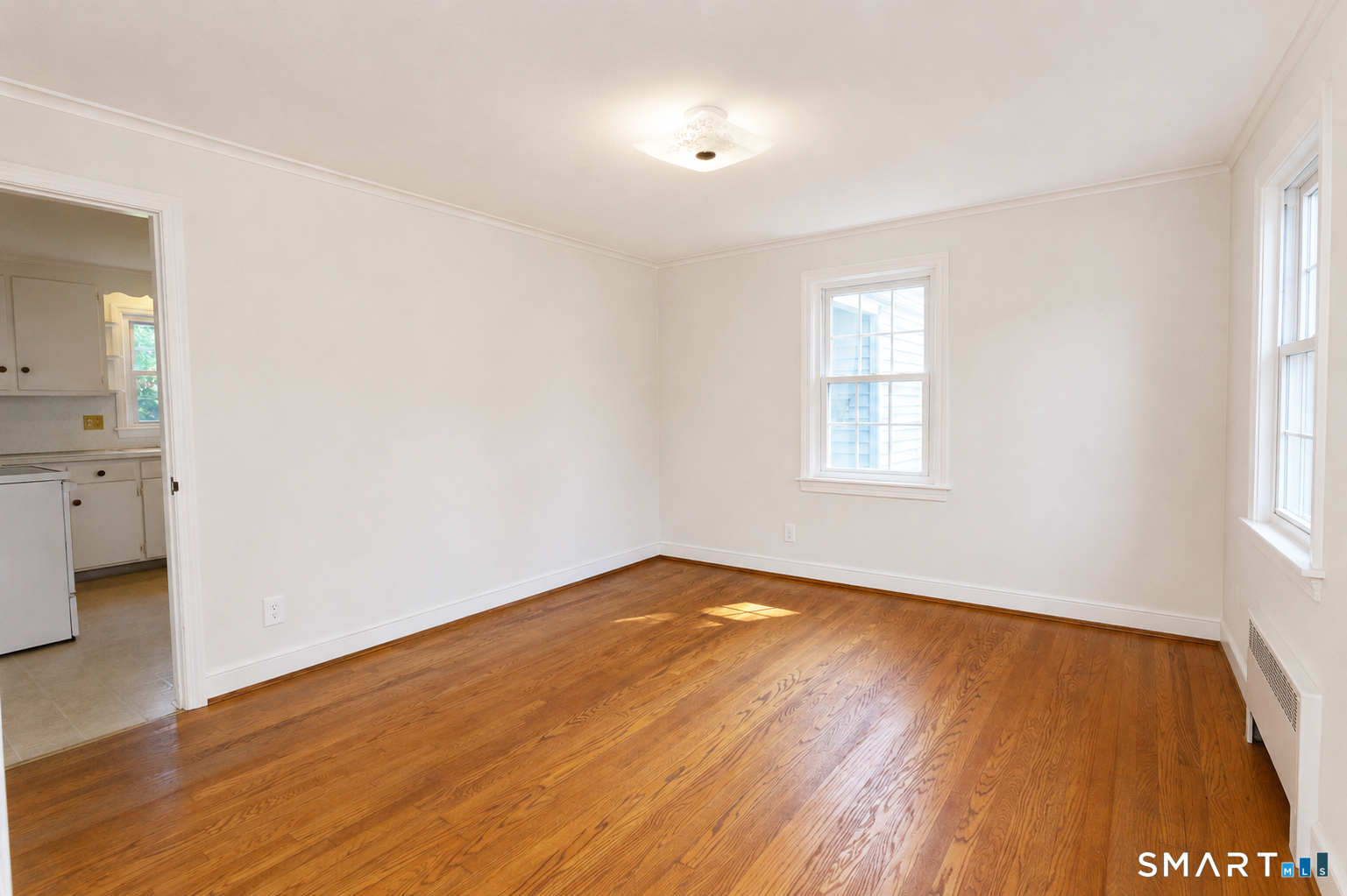 24 Sandhurst Drive West Hartford CT 06107