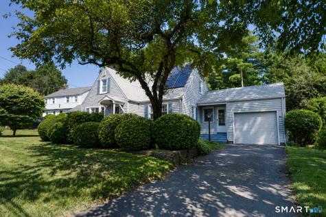24 Sandhurst Drive West Hartford CT 06107