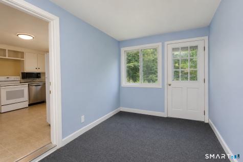 24 Sandhurst Drive West Hartford CT 06107